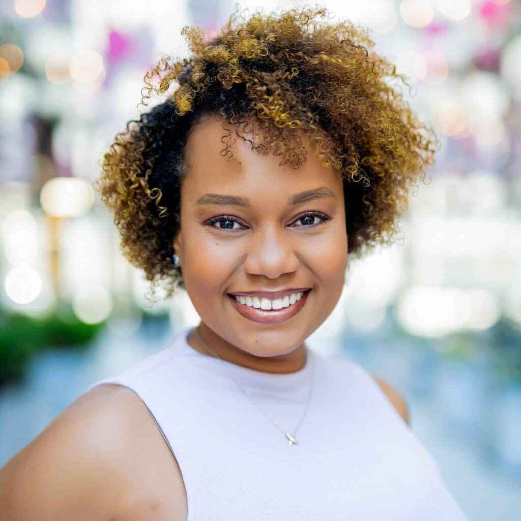 Christina Jones Headshot