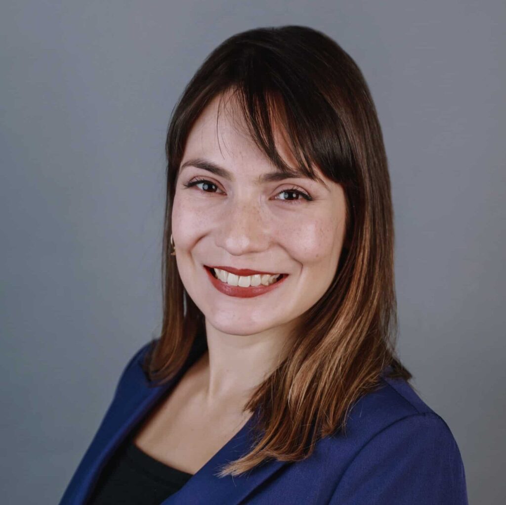 Daniela Paz Headshot