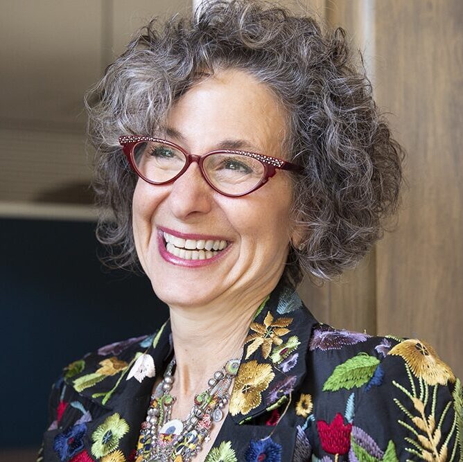 Susan Kramer Headshot