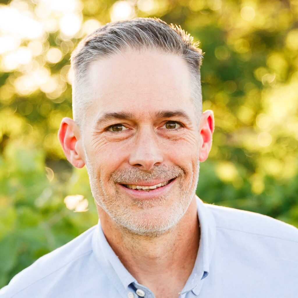 Gabe Cooper Headshot