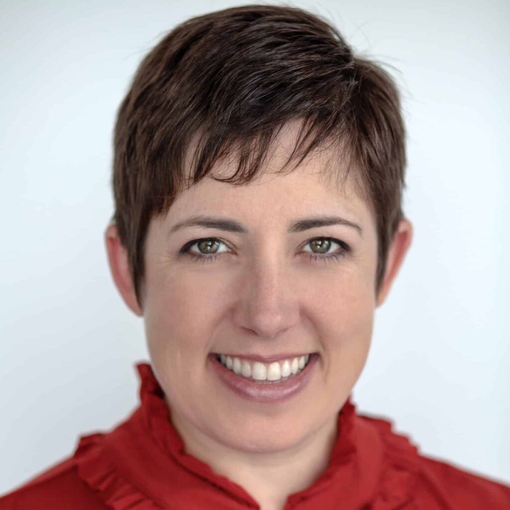 Samantha Swaim Headshot